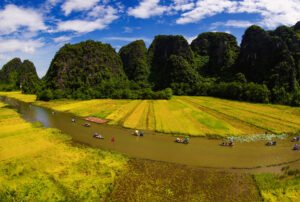Draft Ninh Binh Private Day Trip: Tam Coc - Bich Dong - Thung Nham